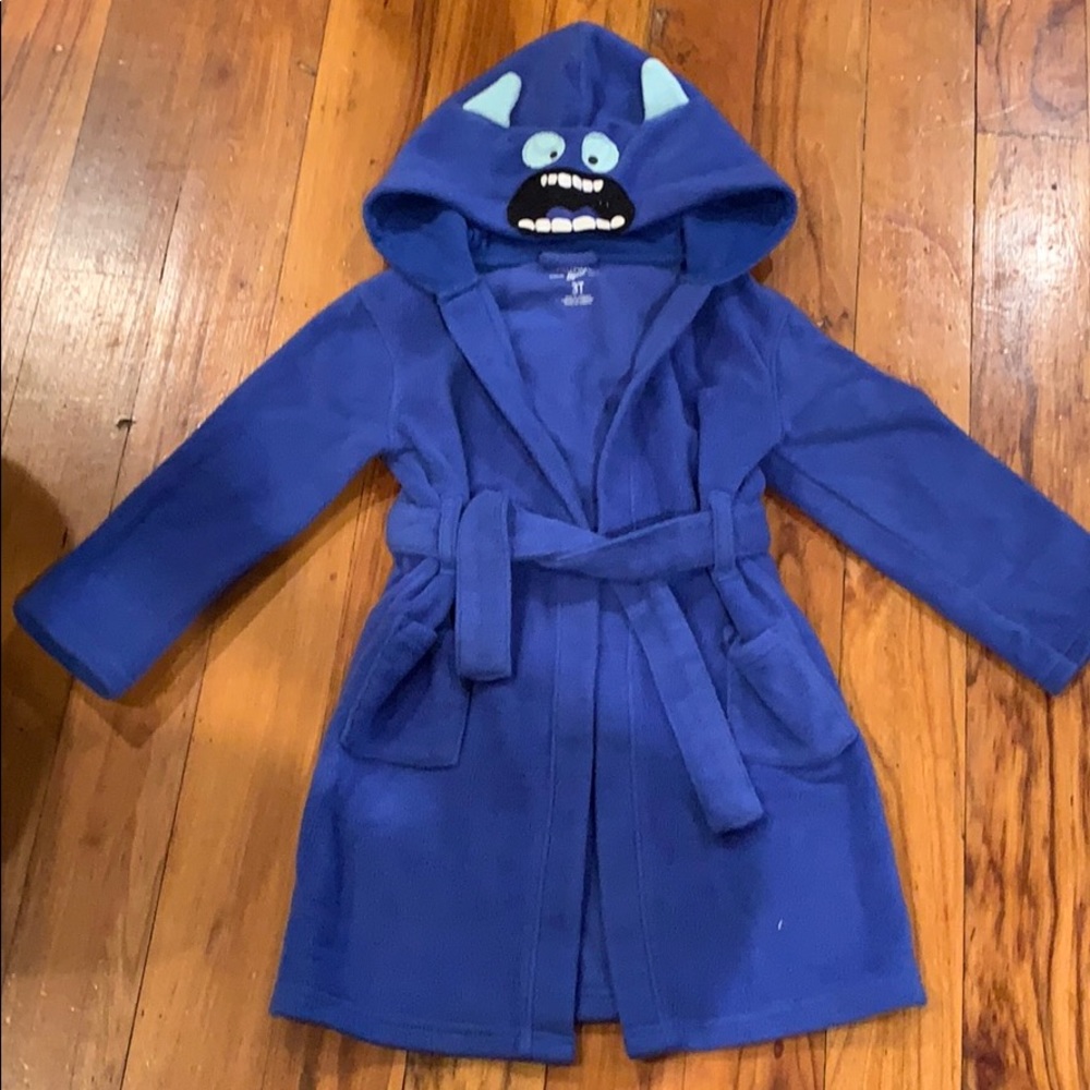 OSHKOSH robe